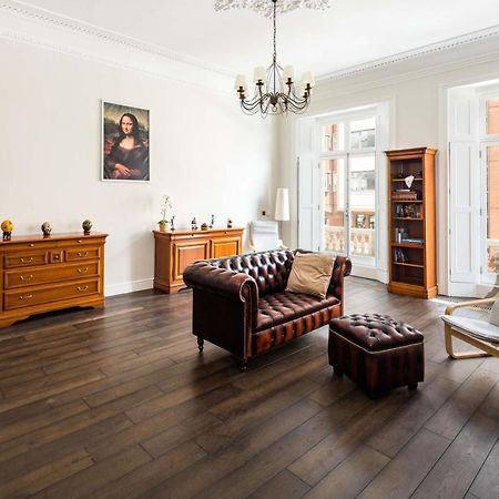 4 Bedroom House Up To 10 People At Heart Of Kensington And Chelsea London Eksteriør billede
